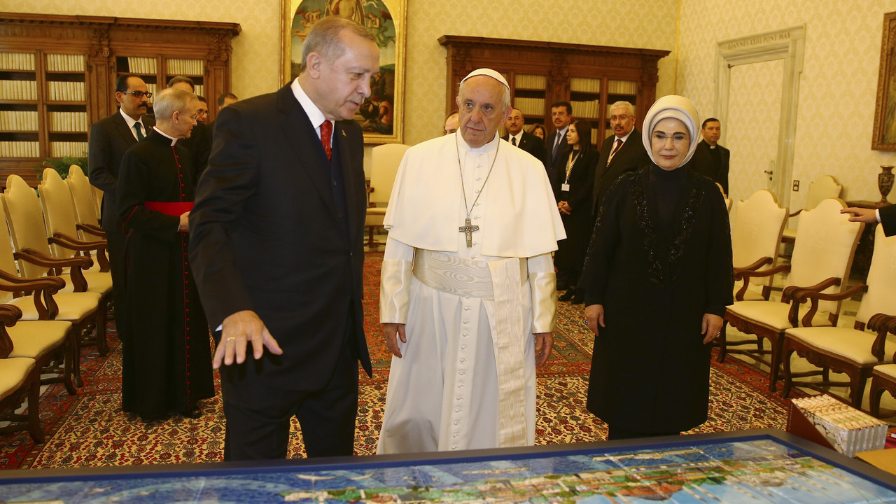 Erdoğan’dan Papa’ya mektup!