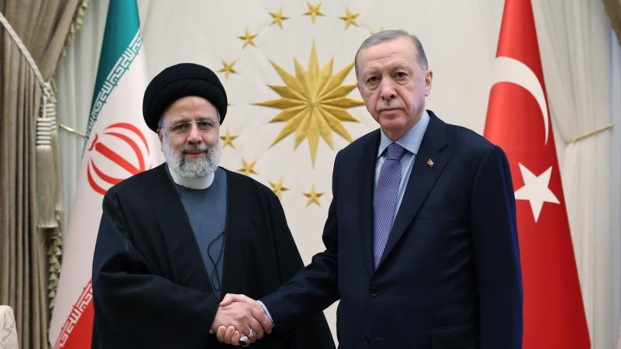 Cumhurbaşkanı Erdoğan, İran Cumhurbaşkanı Reisi ile telefon görüşmesi gerçekleştirdi