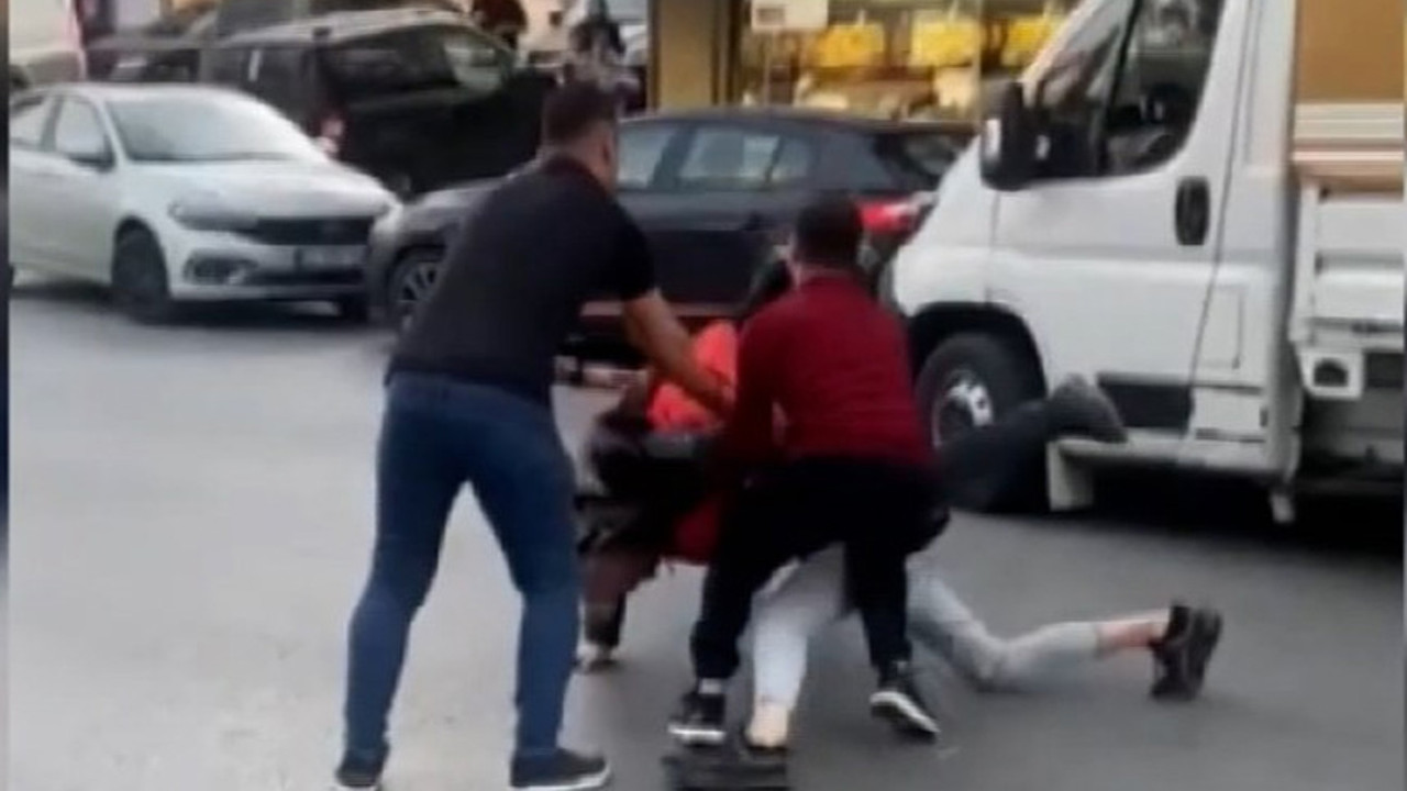 Esenyurt’taki yol kavgasında kurye bıçaklandı