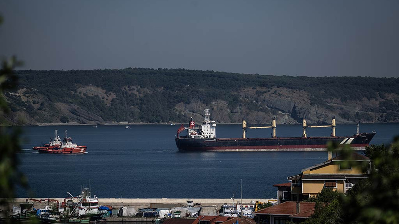 İstanbul Boğazı'nda gemi trafiği durduruldu