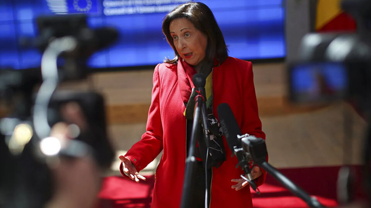 İspanya Savunma Bakanı Robles: İsrail Gazze'de gerçek bir soykırım yapıyor
