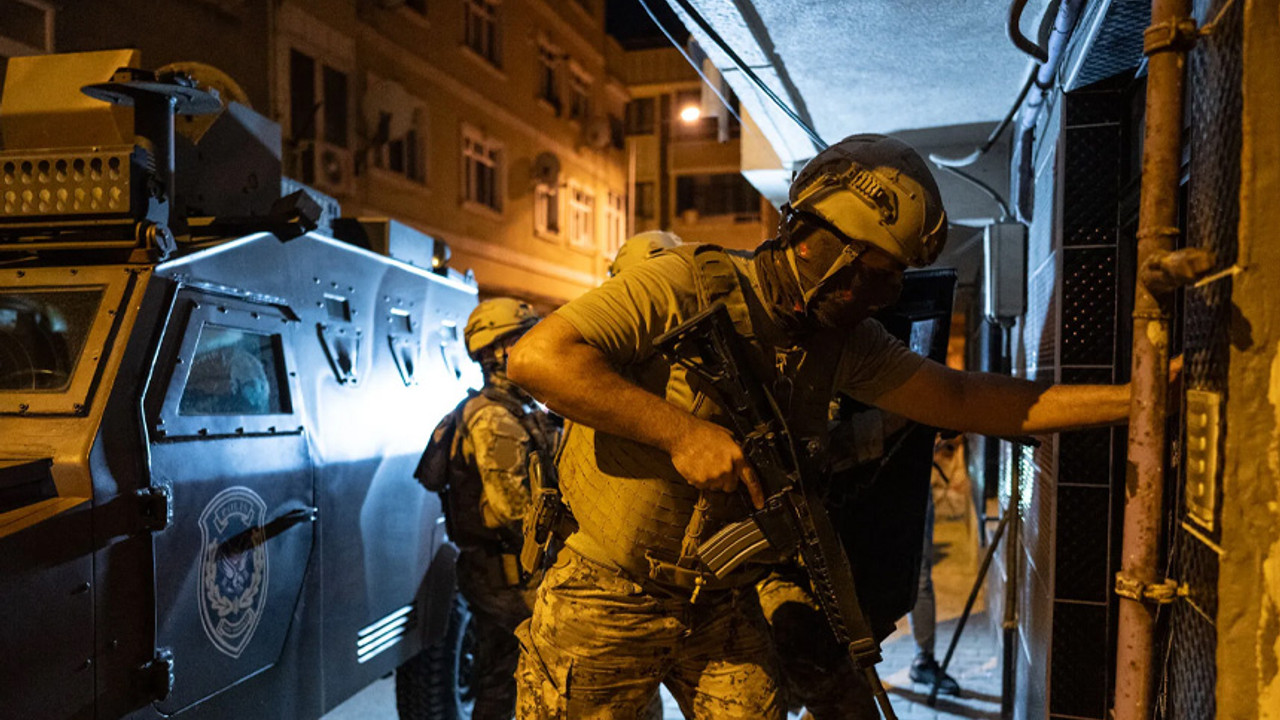 Adana merkezli 4 ilde Ayar-3 operasyonu!