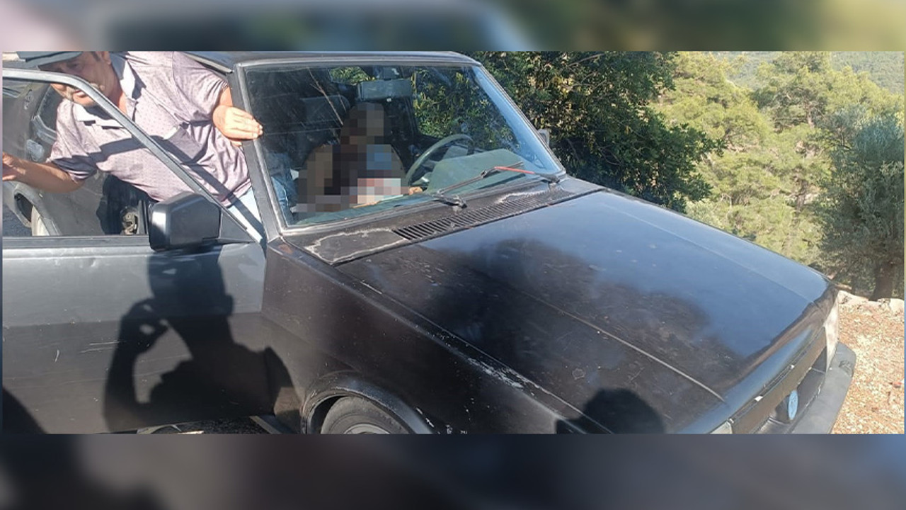 Oğlunu öldürdü başında bekledi!