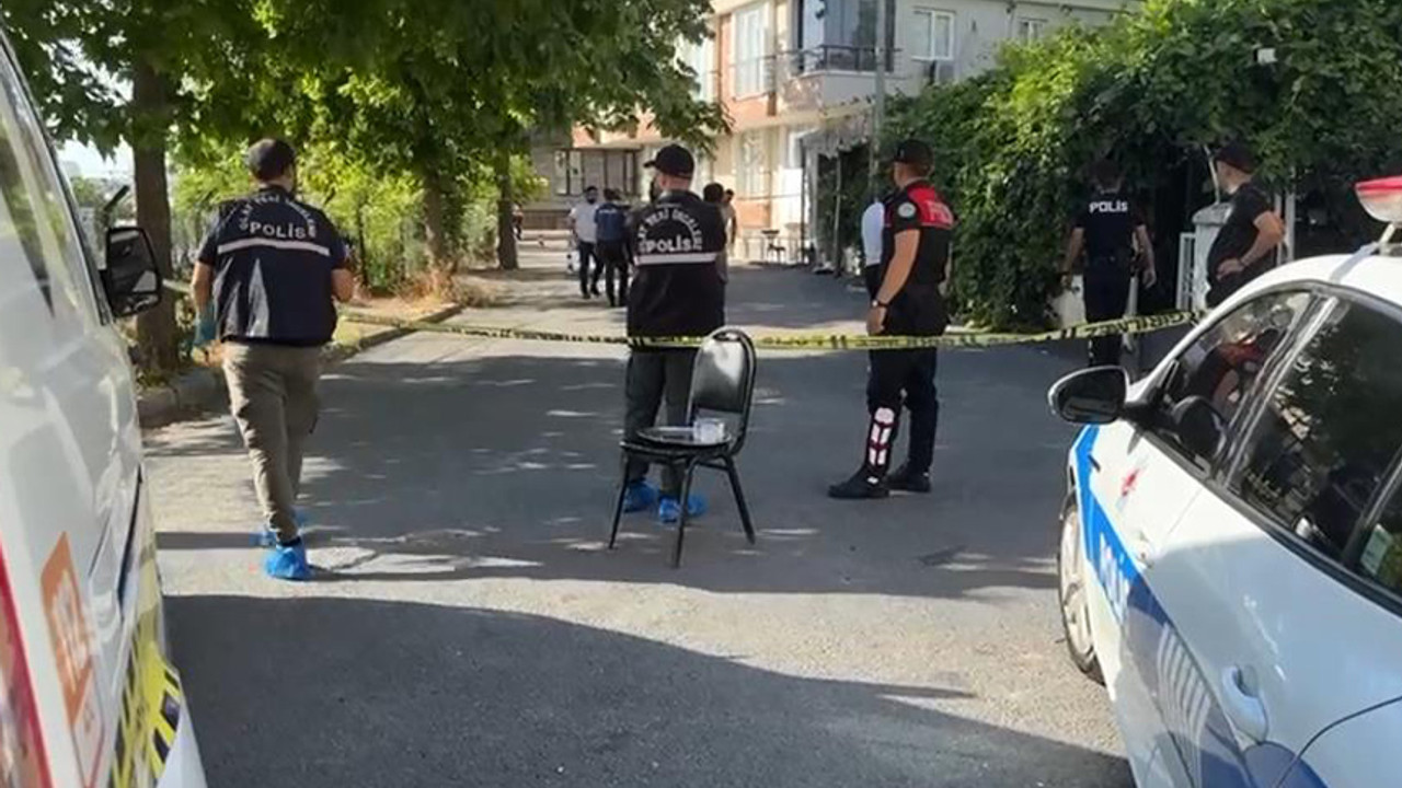 Avcılar'da kahvehaneye uzun namlulu silahlarla ateş açıldı: Biri ağır 4 yaralı