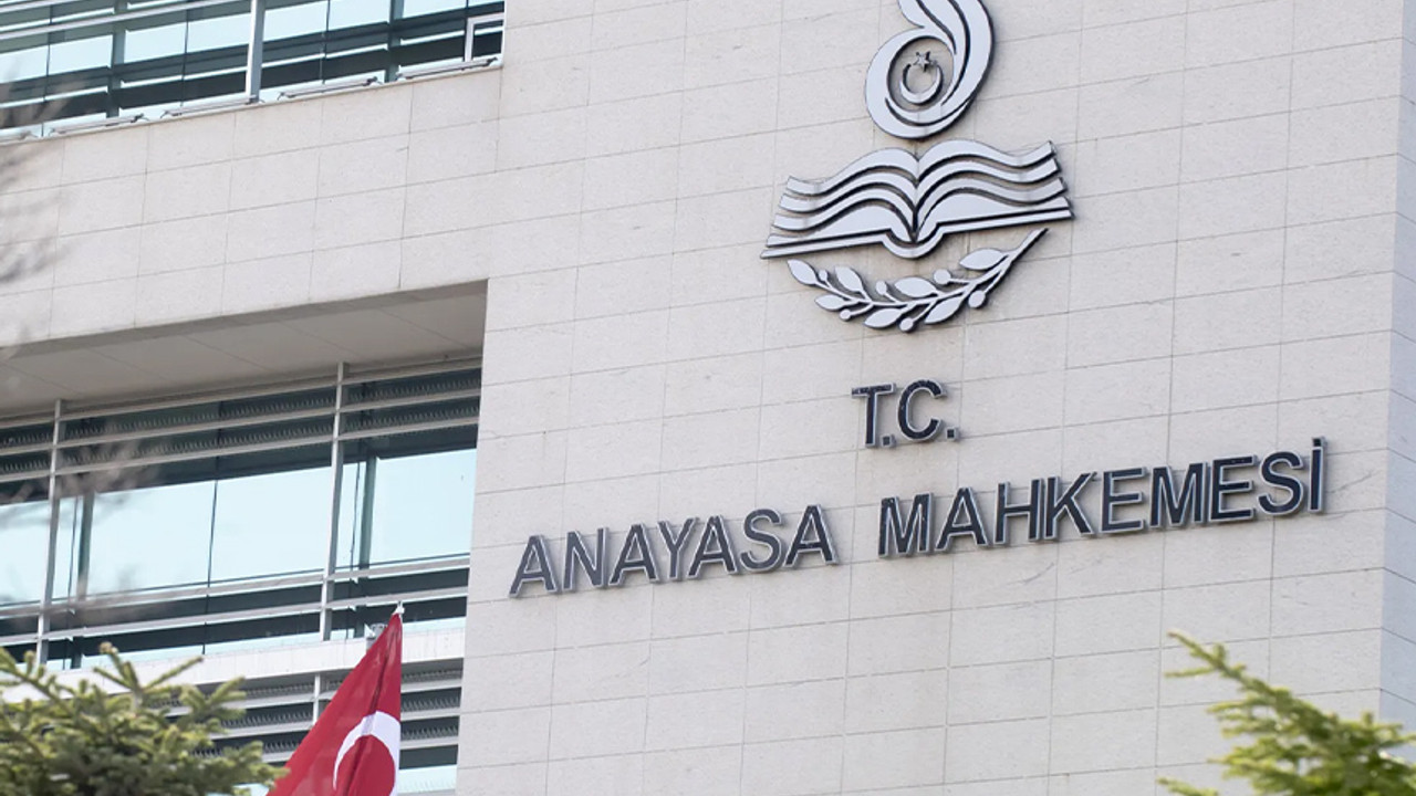 AYM'nin TRT kararları: İhalesiz alım yapamazsın, genel müdüre en yüksek devlet memuru kadar ücret öde