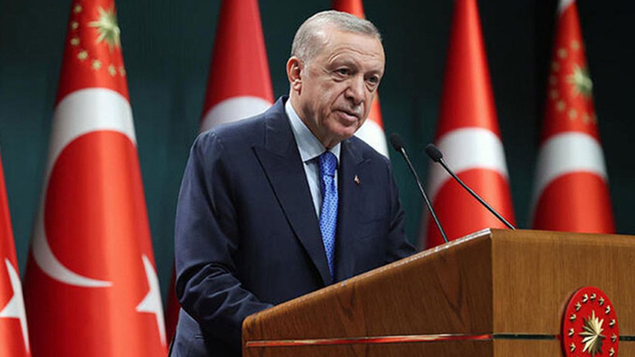 Cumhurbaşkanı Erdoğan: "Yarın LGS’ye girecek evlatlarımızın gözlerinden öpüyor, her birine başarılar diliyorum"