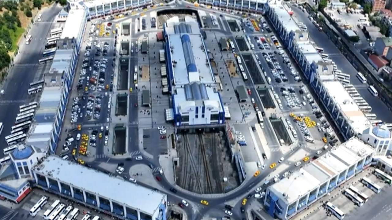 Otogarda dönüş hareketliliği