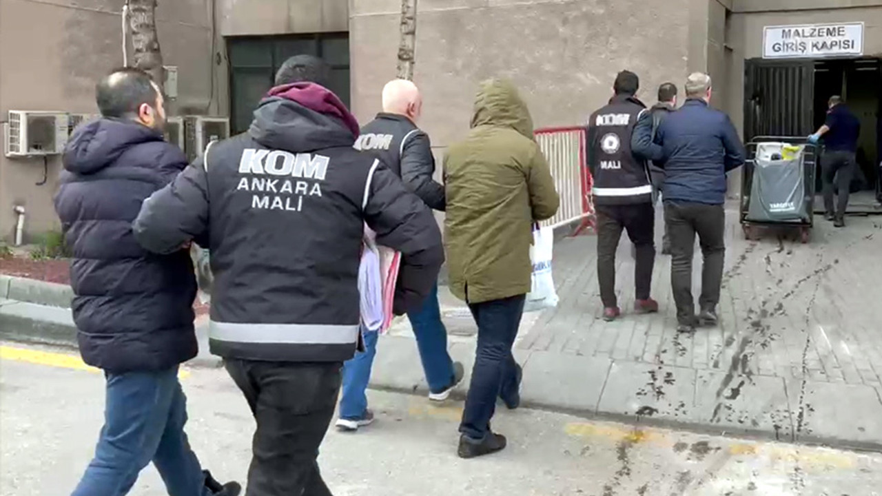 Sınav usulsüzlüğünden FETÖ/PDY'ye operasyon