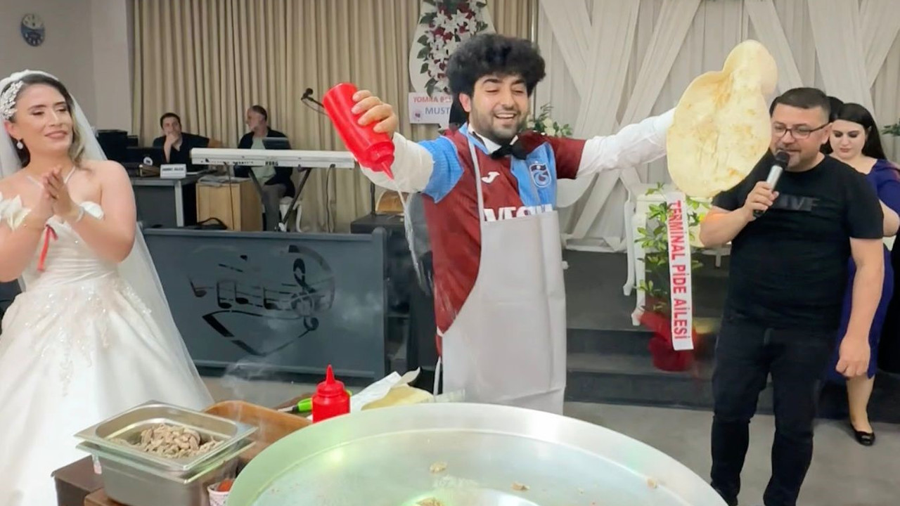 Trabzon'da damat düğünde geline tantuni yaptı