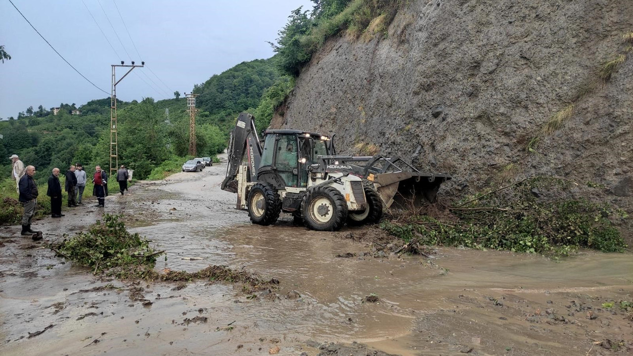 Ordu'da iki ilçeyi sel vurdu: Evler sular altında kaldı, tarım arazileri zarar gördü
