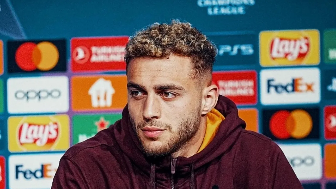 Barış Alper Yılmaz, yıllar sonra babasıyla aynı pozu verdi