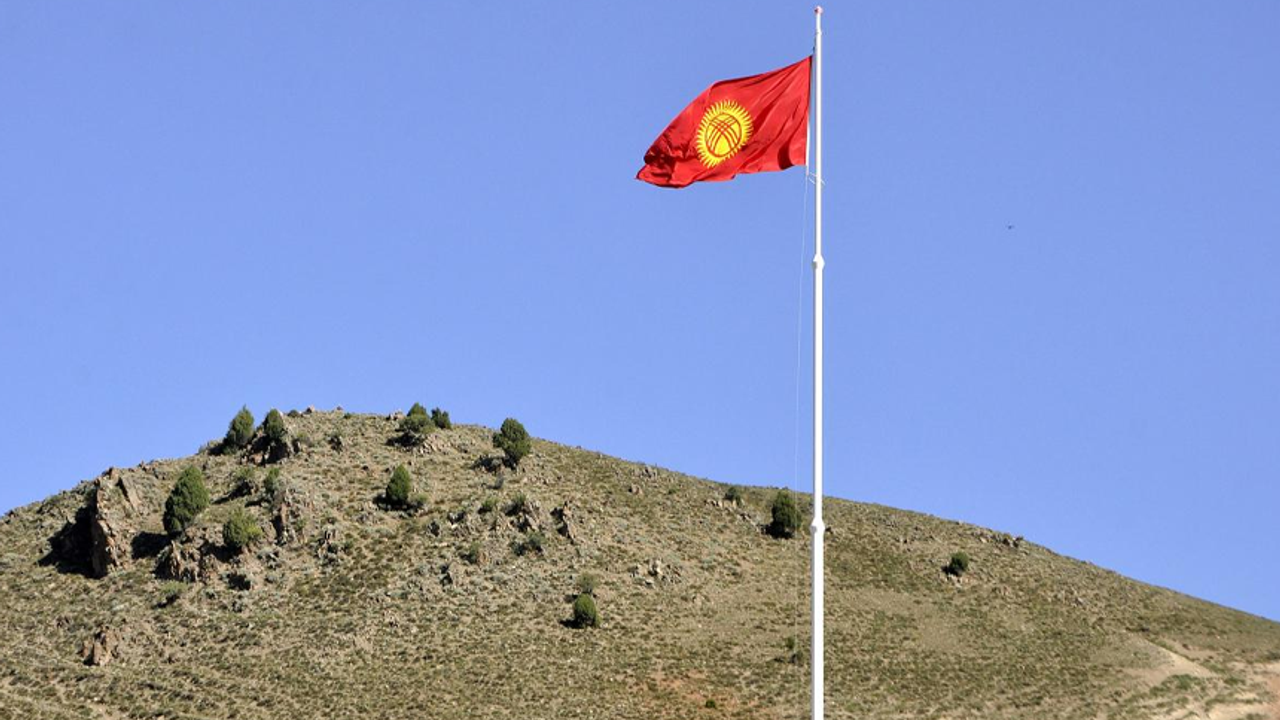 Kırgızistan'da darbe girişimi önlendi