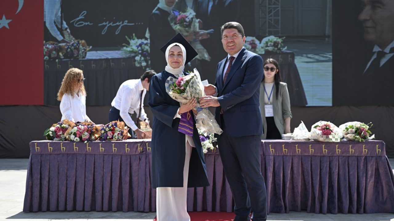 Adalet Bakanı Tunç: “Artık 3 yıl hakim ve savcı yardımcılığı olacak”