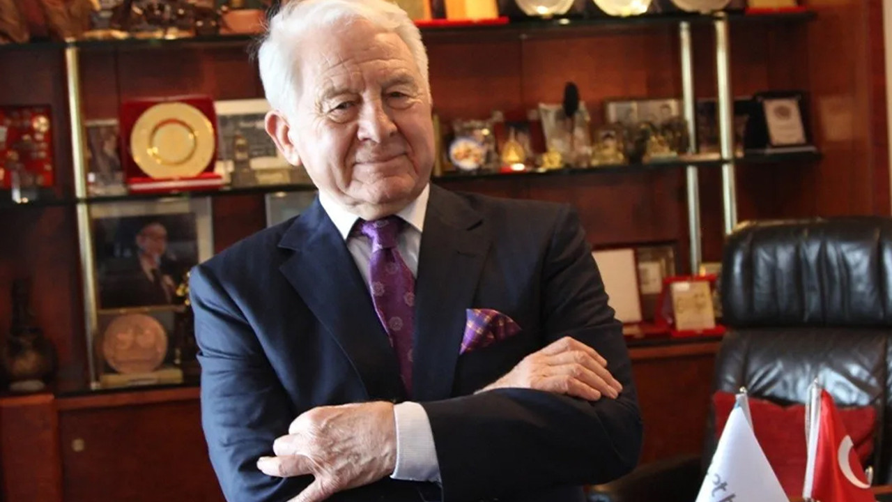 'Kızıl Milyarder'in serveti paylaşılamıyor! 3 kardeş birbirine girdi...