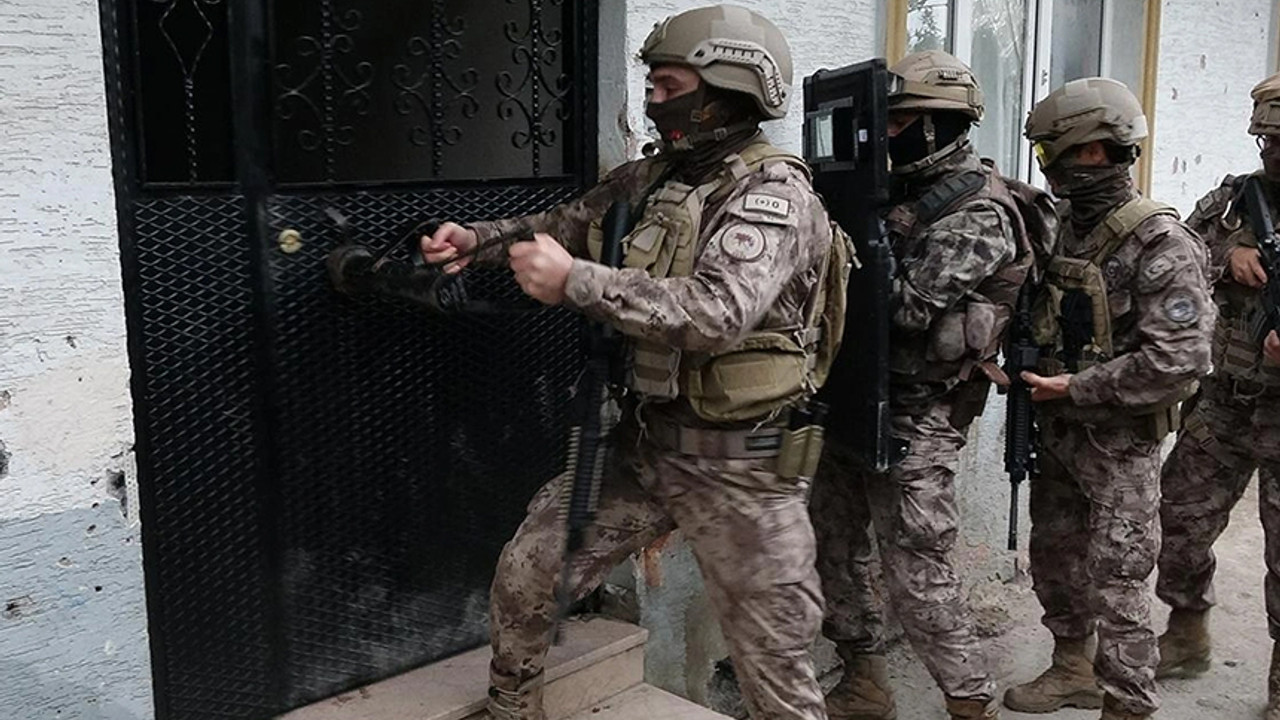 Terör örgütü PKK'nın propagandasını yapan 13 kişi gözaltına alındı