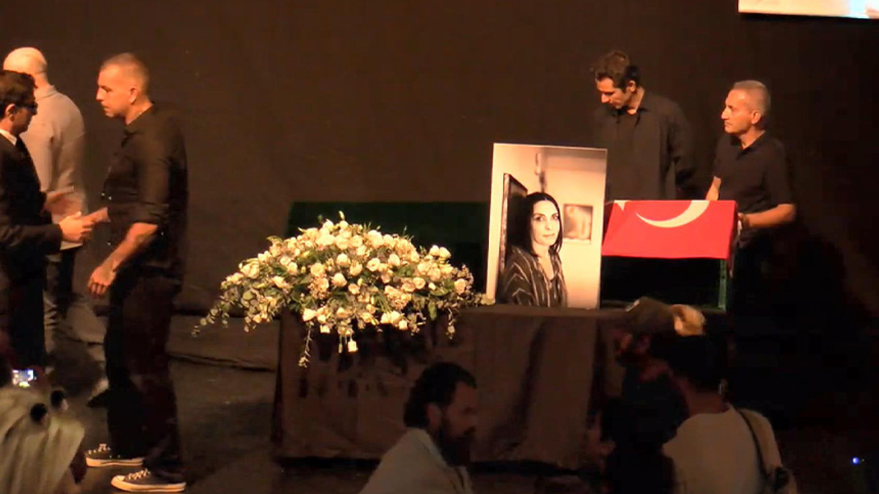 Tomris Giritlioğlu için tören düzenlendi