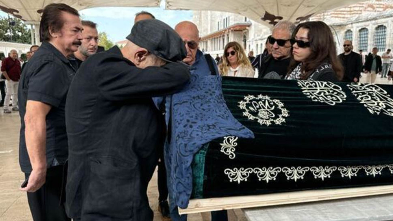 Kızı Eda'nın vefatıyla sarsılan Mazhar Alanson'dan teşekkür paylaşımı