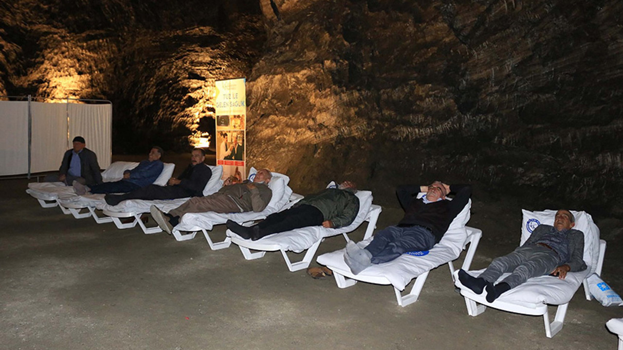 O mağara şifa dağıtıyor!