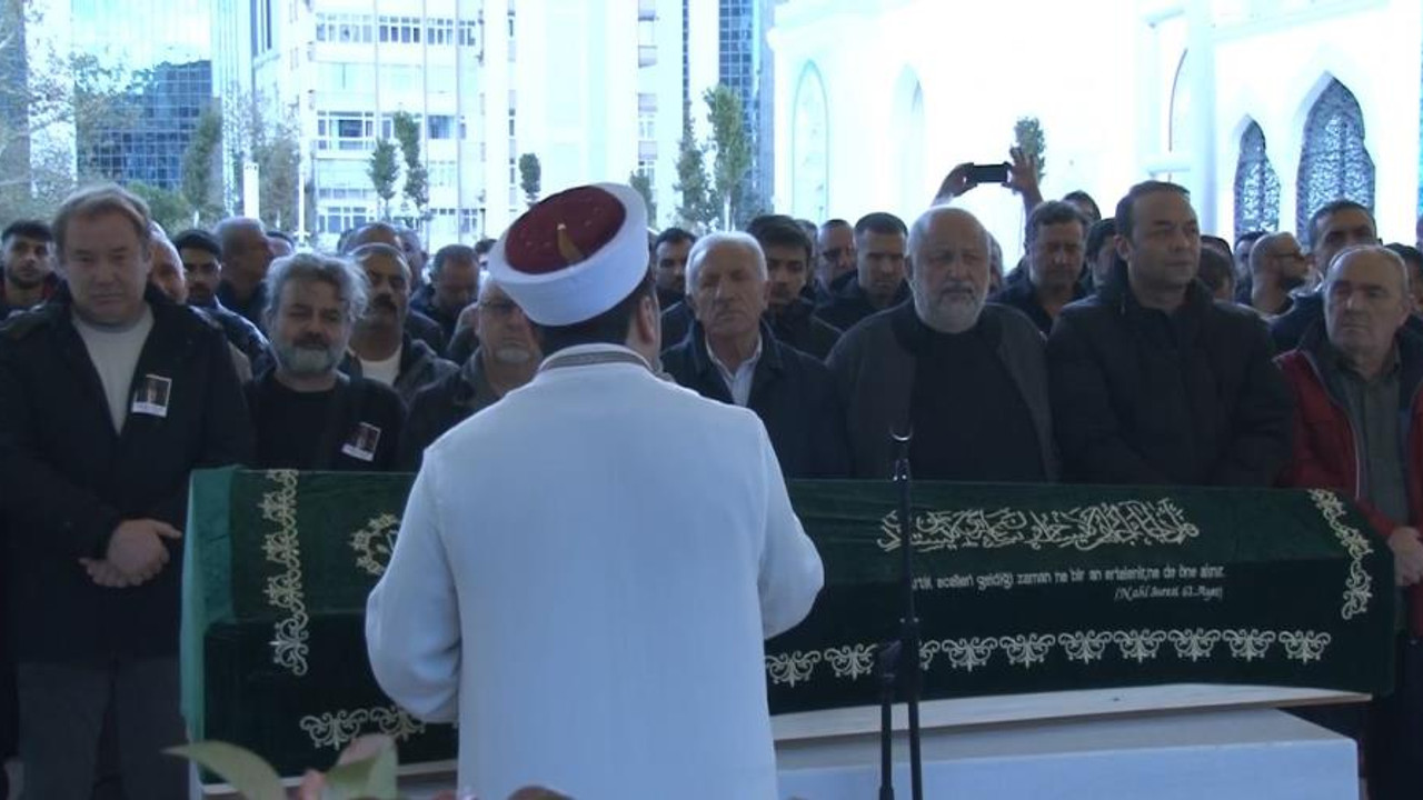Oyuncu Vural Çelik son yolculuğuna uğurlandı