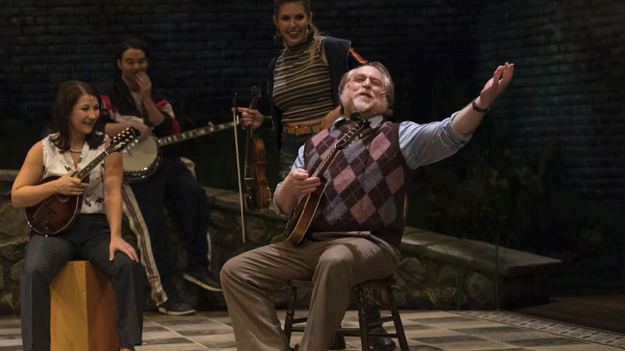 Ünlü oyuncu hayatını adadığı sahnede can verdi
