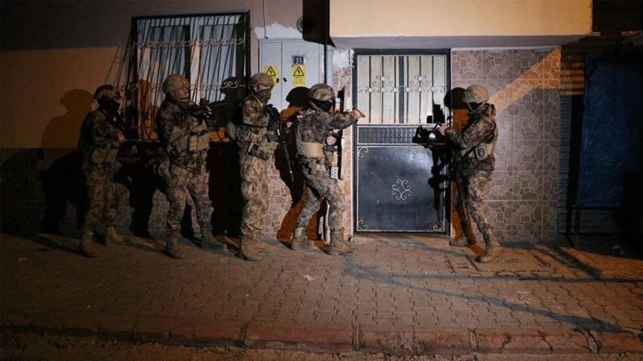 66 ilde FETÖ'ye eş zamanlı operasyon! Yüzlerce kişi yakalandı