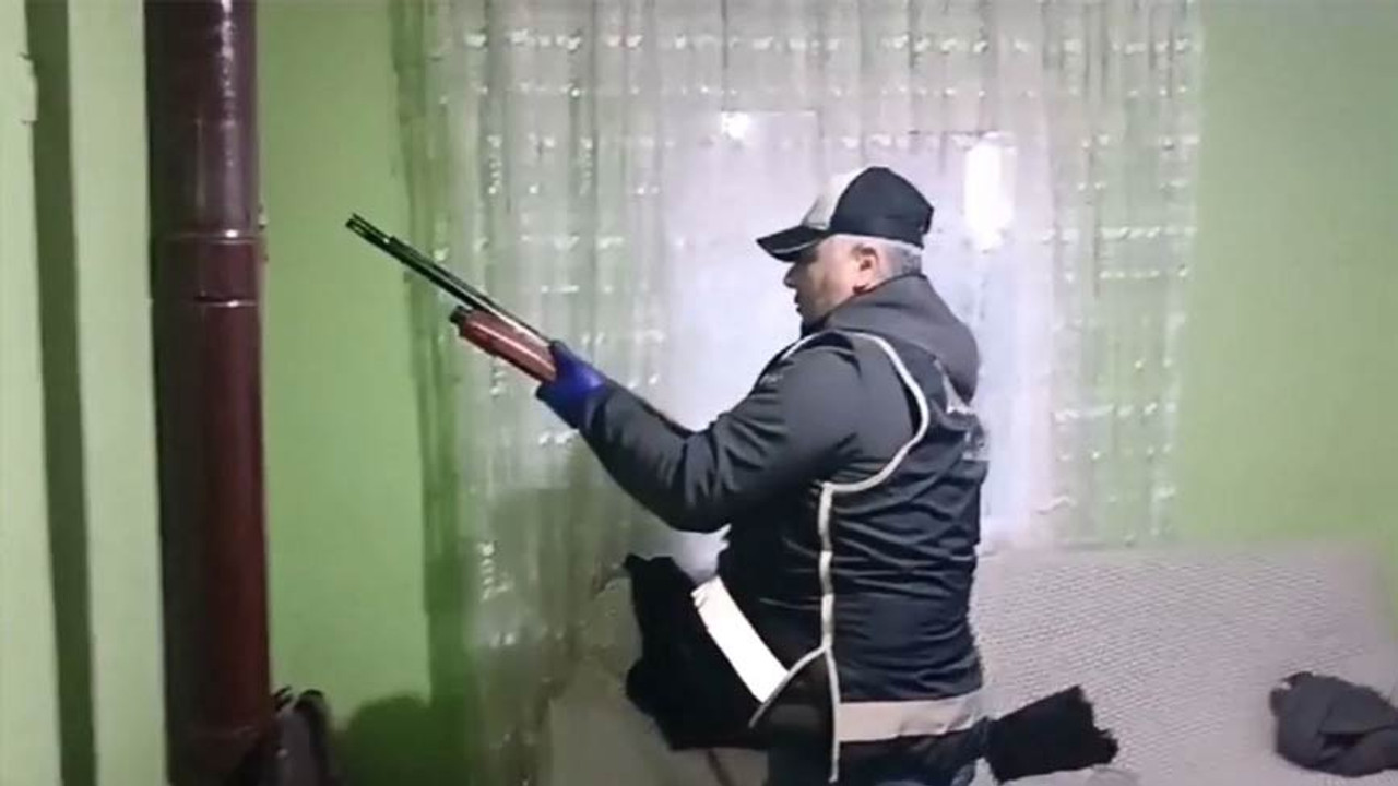 Silah kaçakçıları ve uyuşturucu tacirlerine operasyon