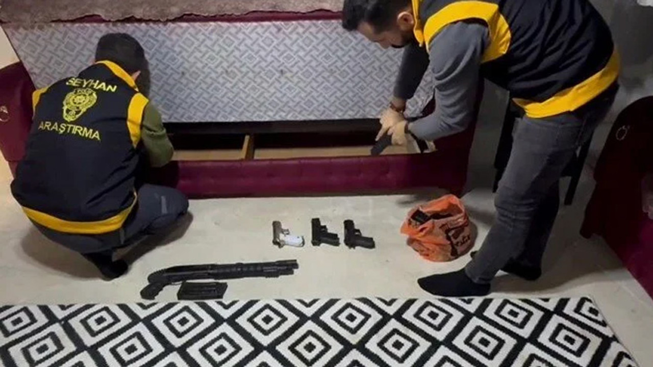 Adana'da 14 yaşındaki çocuk silah ve uyuşturucuyla yakalandı