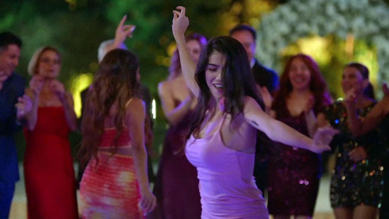 Dilber ve Yıldız çoştu! İnci Taneleri'nde olay dans performansı