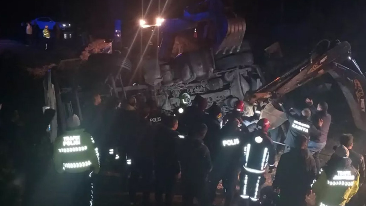 Kazaya müdahale eden polislere tır çaptı!