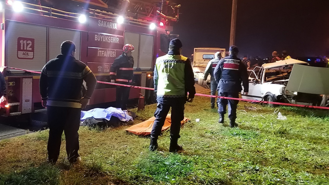 Karı koca olay yerinde öldü!