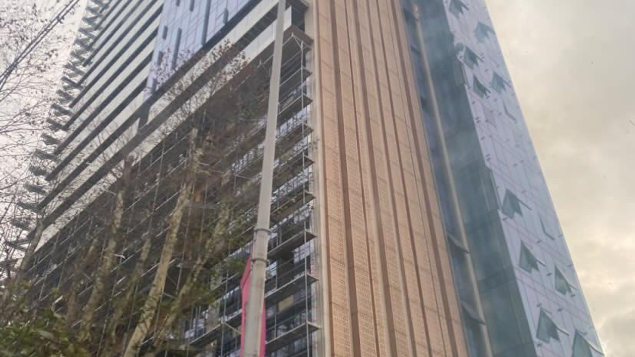 İstanbul Sarıyer'deki lüks otelde yangın!