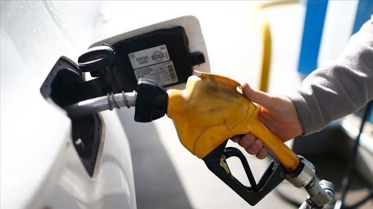 19 Kasım akaryakıt fiyatları ne kadar? Benzine indirimi yapıldı? Motorin kaç TL?