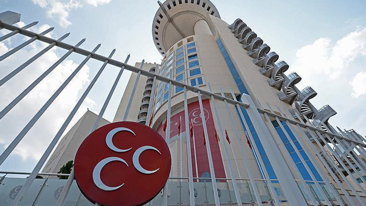 MHP'de 3 vekilin istifası kabul edildi!