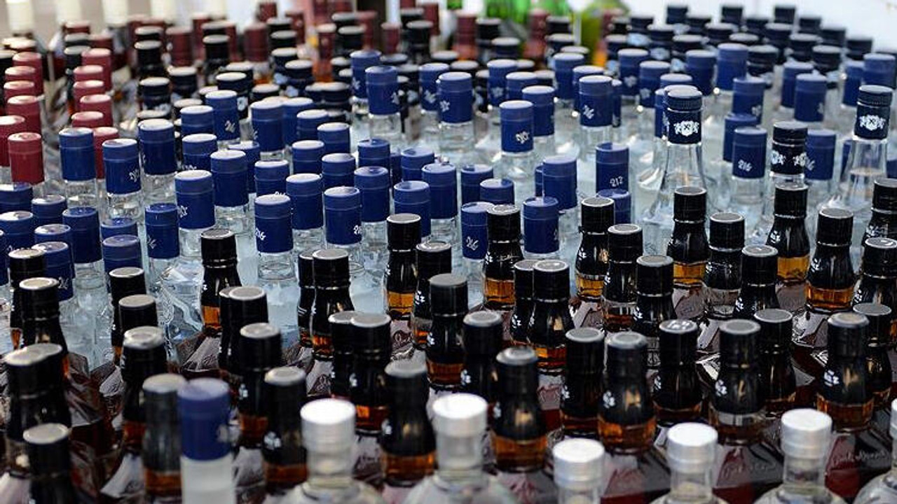 İngiltere vatandaşlarını uyardı: Türkiye’de sahte alkole dikkat edin!
