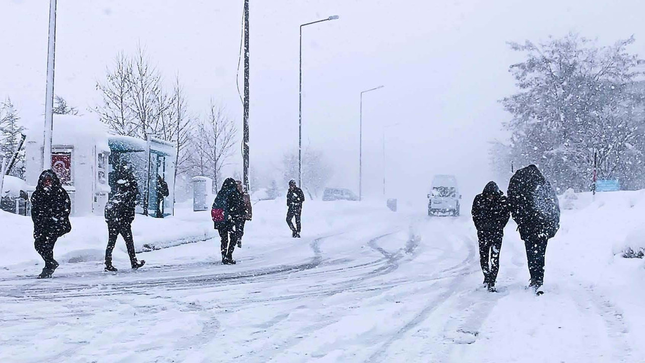 Meteoroloji'den uyarı: Kar ve fırtına geliyor!