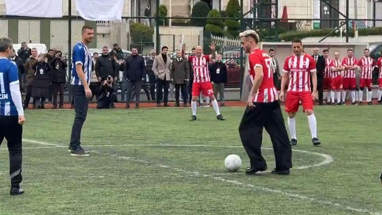 Barış Alper ve Dzeko da katıldı: Ampute futbolcular yargı mensupları ile karşılaştı