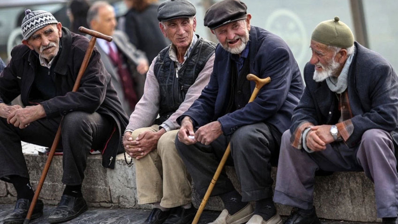 Emeklilere artık bedava oldu! Resmen duyuruldu: Ömür boyu ücretsiz