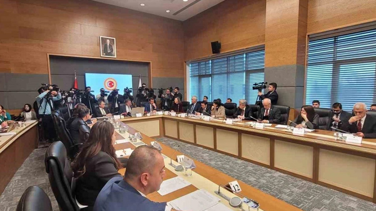 Bebek Ölümlerini Araştırma Komisyonu 300 kişinin telefonunu dinledi: “Kovanımıza çomak soktular”