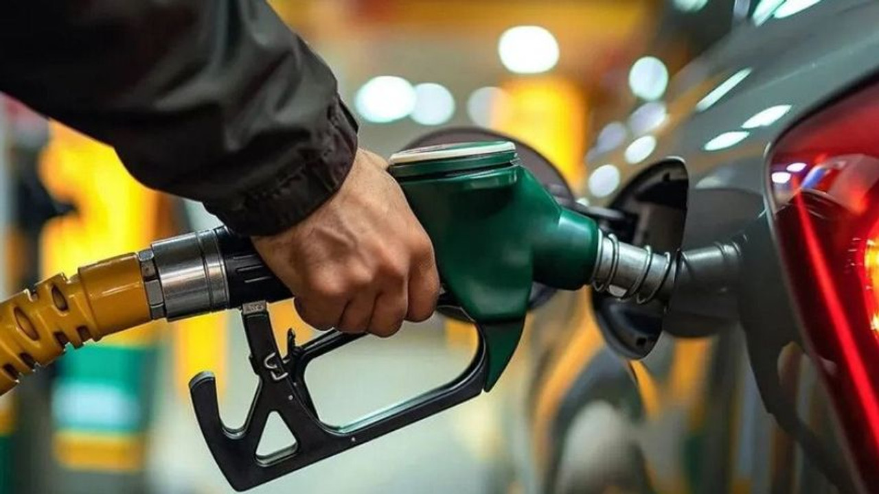 Akaryakıt fiyatları zammı yolda! Ocak 2025 LPG, benzin ve motorin fiyatları ne kadar, kaç TL olacak?