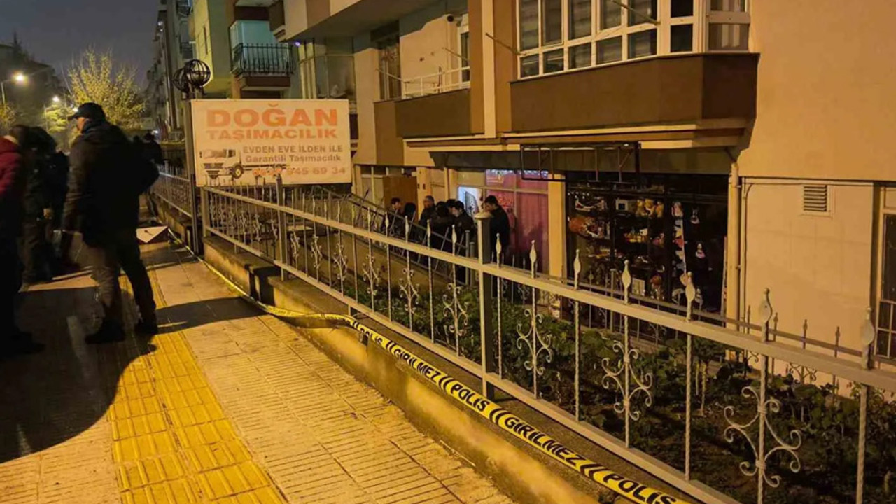 Alacak verecek kavgasında kan aktı: İş yerinde bıçakla katletti