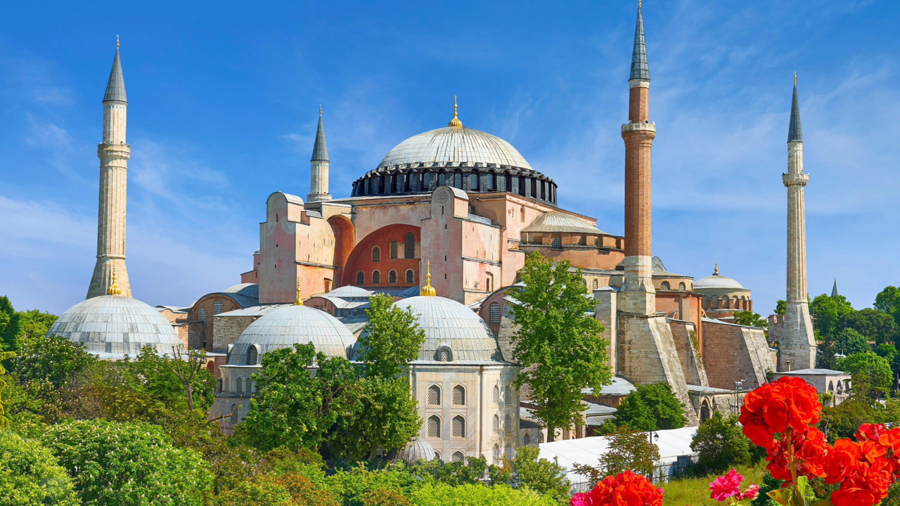 Ayasofya'nın kubbesi sökülecek
