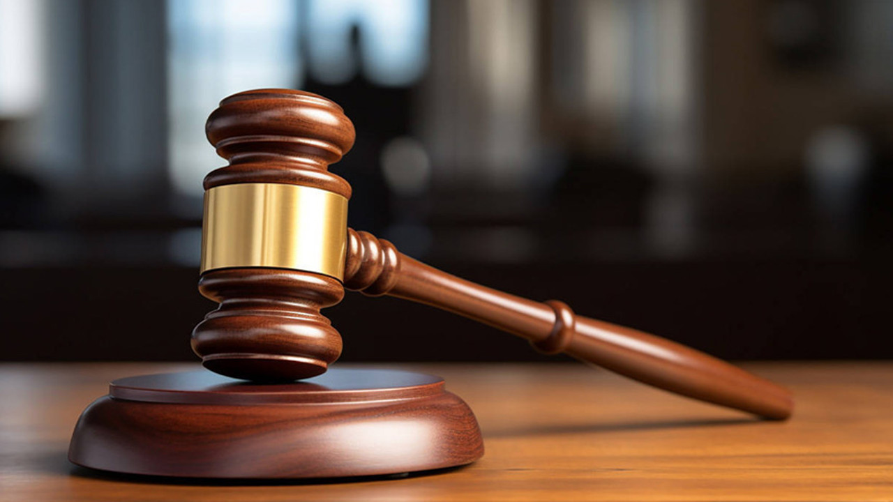 Ağır Ceza Mahkemesi Başkanıyla basılmıştı: O savcı açığa alındı
