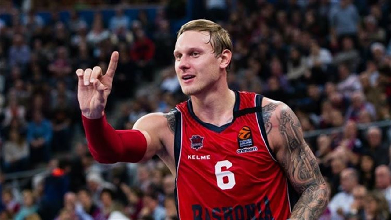 Bir dönem Türkiye'de oynamıştı! Ünlü basketçi evinde ölü bulundu