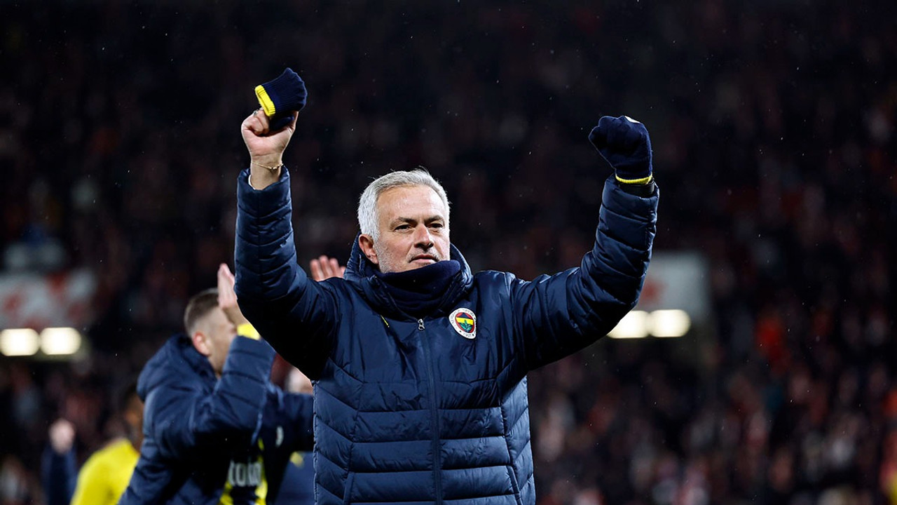 Fenerbahçe teknik direktörü Mourinho'dan Beşiktaşlıları kızdıracak sözler
