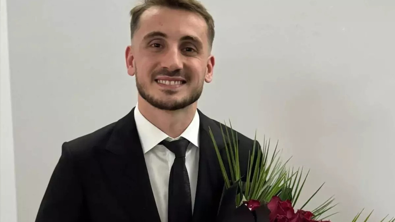 Kerem Aktürkoğlu ve Ceren Azak'ın nişanından çok özel görüntüler!