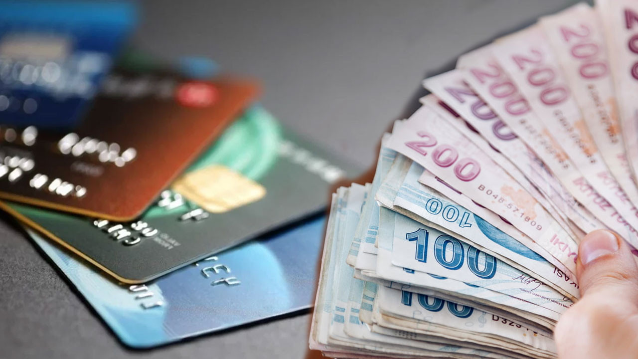 Kredi kartlarındaki o parayı harcamayan pişman olur! Elinizi çabuk tutun, 31 Aralık'ta sıfırlanıyor