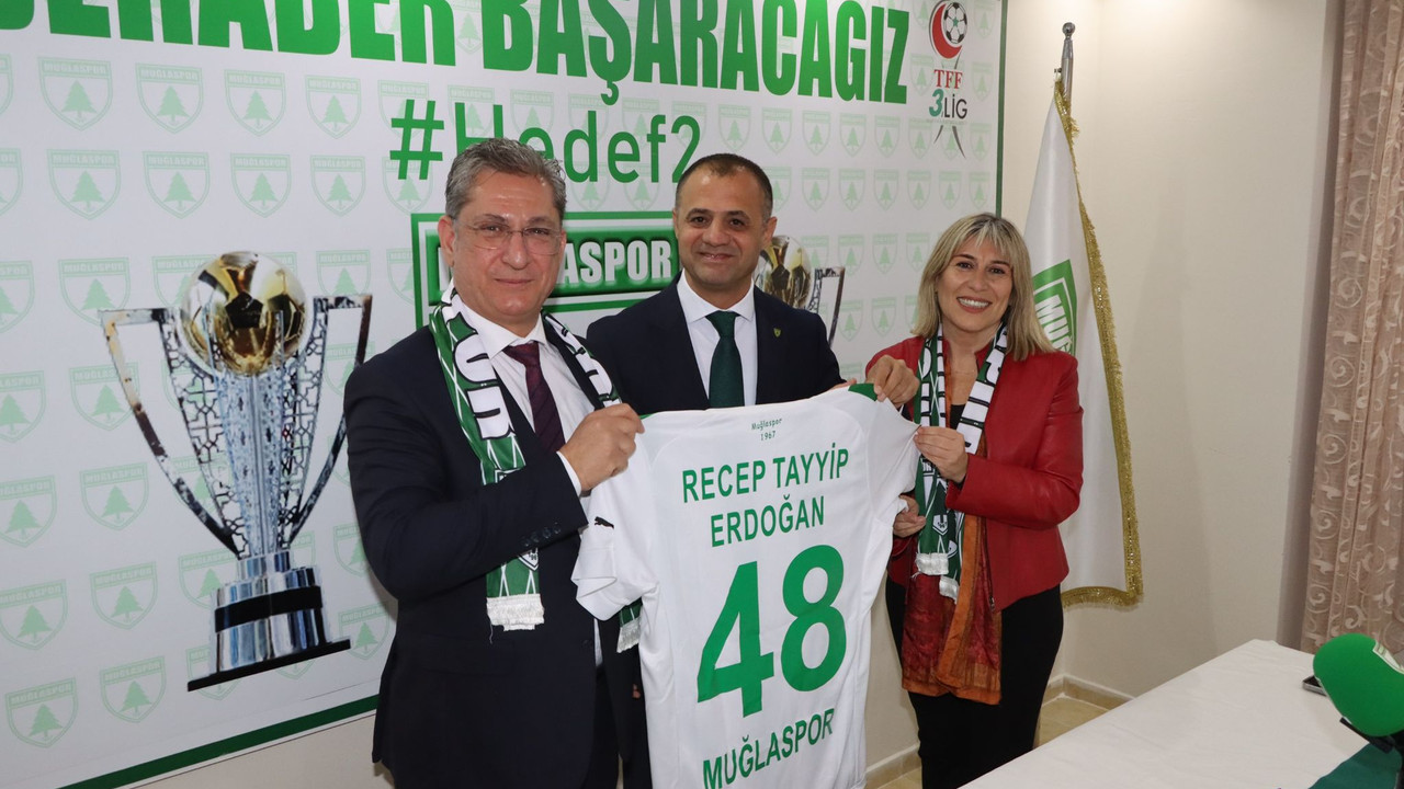 Muğla'da AK Parti'den ilk ziyaret Muğlaspor'a
