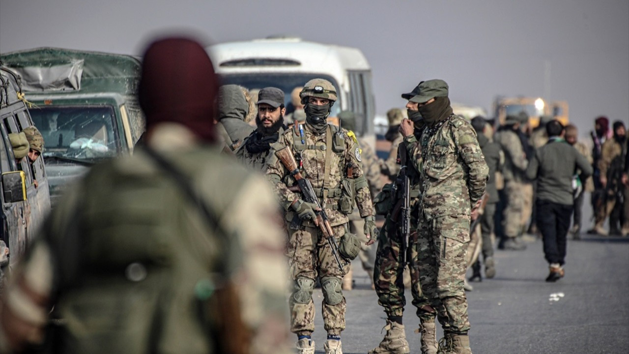 Suriye'de kritik gelişme: Esad'ın askerlerine müjdeli haber verdiler