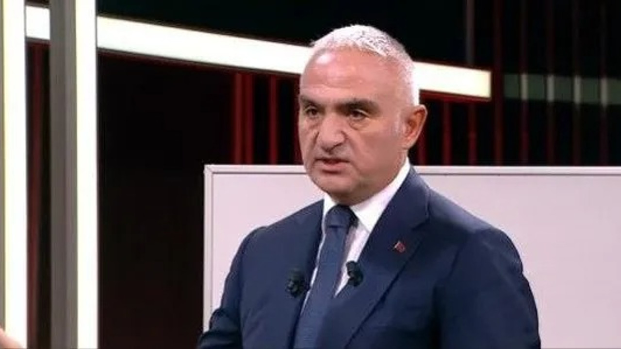 Bolu'da yangın faciası! Bakan Ersoy yetkinin kimde olduğunu canlı yayında açıkladı