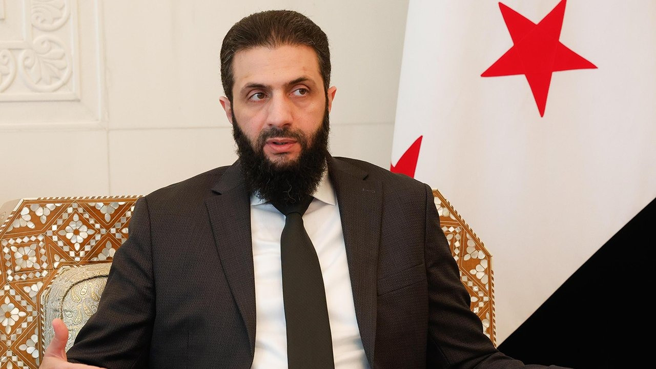 Ahmed Şara Suriye'de geçiş döneminin cumhurbaşkanı ilan edildi